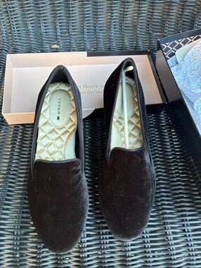 Birdies The Starling Black Shoe Box with Logo size 8